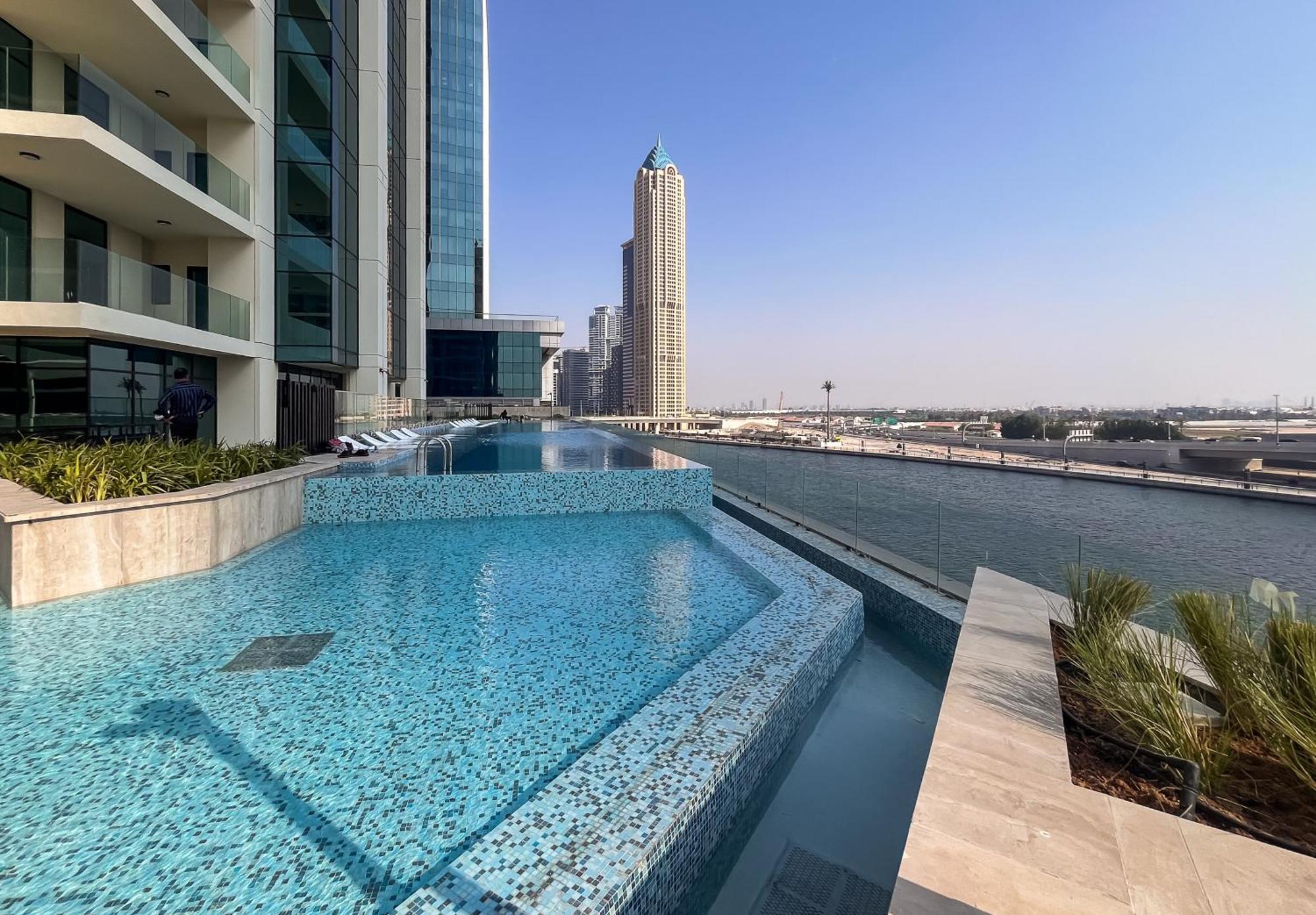 Apartment Sophisticated Escape Missoni Luxury Design Dubai